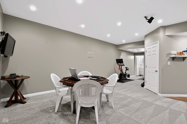 8315 Bent Oak Drive, Indianapolis, IN 46236