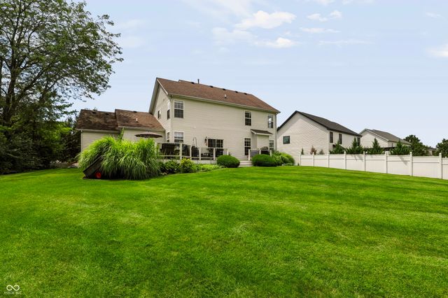 8315 Bent Oak Drive, Indianapolis, IN 46236