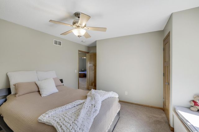 13421 Danube Lane, Rosemount, MN 55068