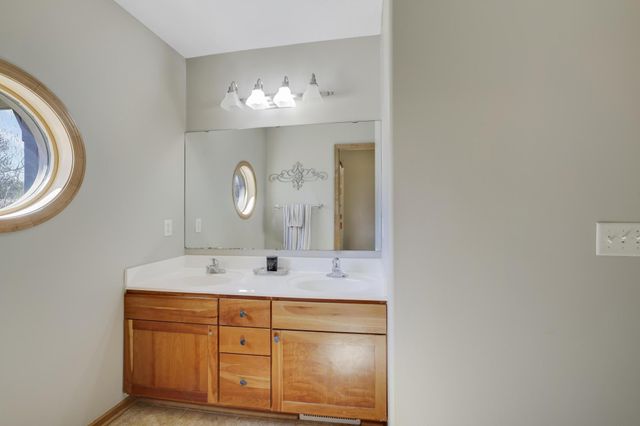 13421 Danube Lane, Rosemount, MN 55068