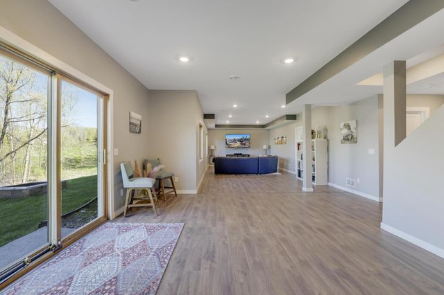 13421 Danube Lane, Rosemount, MN 55068