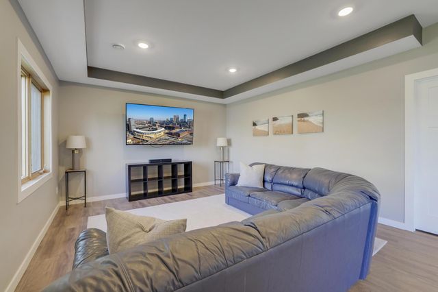 13421 Danube Lane, Rosemount, MN 55068