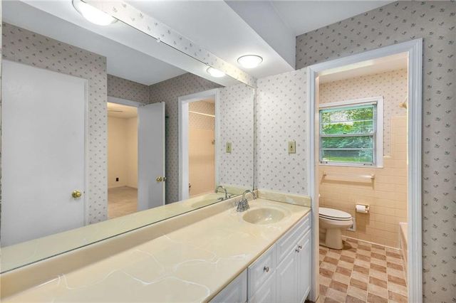 2719 Lanier Drive, Snellville, GA 30078