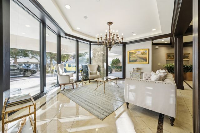 5909 Luther Lane 800, Dallas, TX 75225