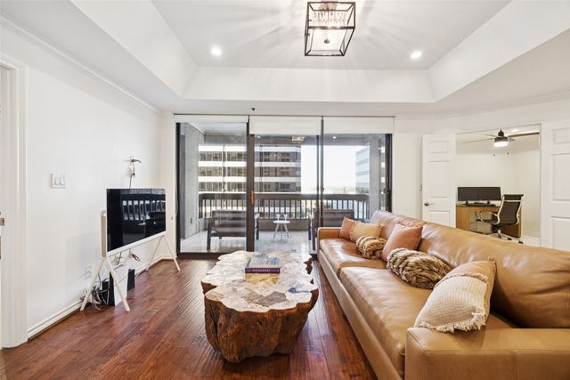 5909 Luther Lane 800, Dallas, TX 75225