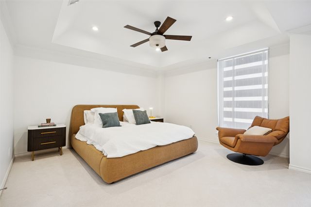 5909 Luther Lane 800, Dallas, TX 75225