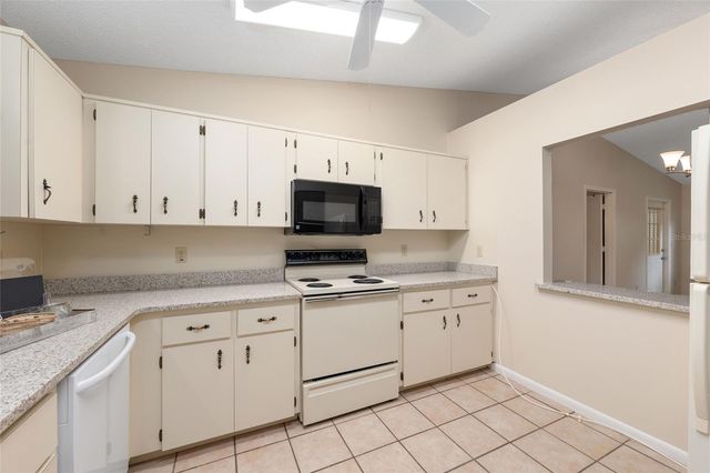 9382 SW 89TH COURT ROAD C, Ocala, FL 34481