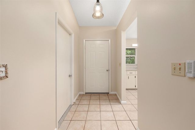 9382 SW 89TH COURT ROAD C, Ocala, FL 34481