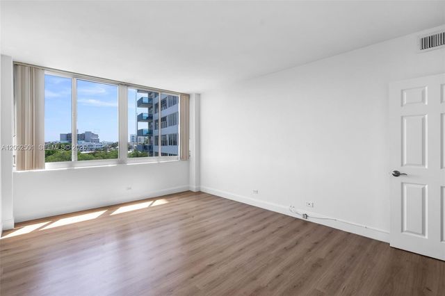 7441 Wayne Avenue 4G, Miami Beach, FL 33141