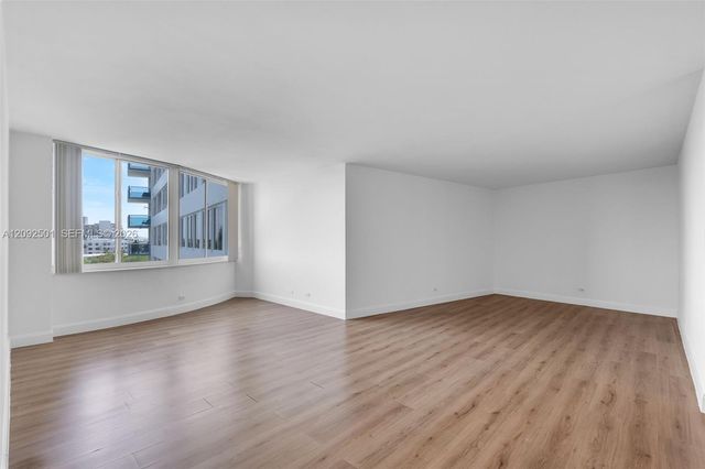 7441 Wayne Avenue 4G, Miami Beach, FL 33141