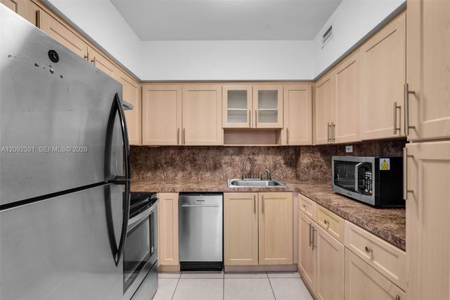 7441 Wayne Avenue 4G, Miami Beach, FL 33141