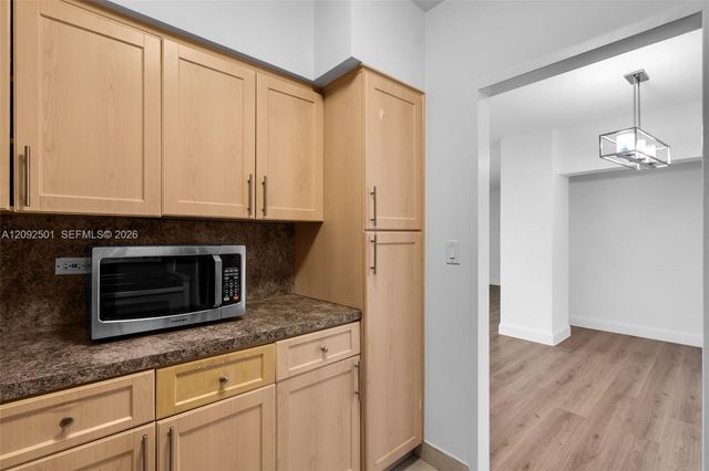 7441 Wayne Avenue 4G, Miami Beach, FL 33141