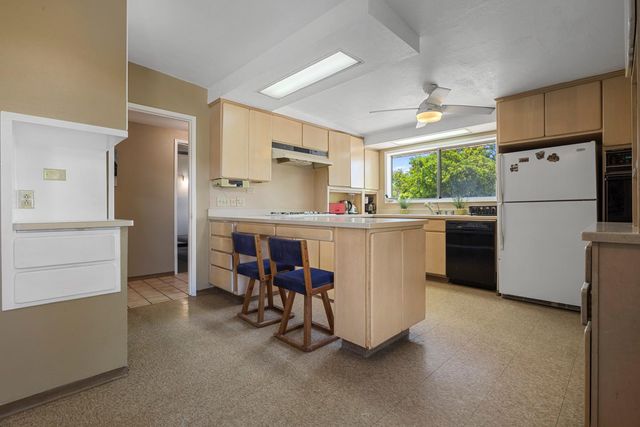 3824 Hubbard Rd, Stockton, CA 95215