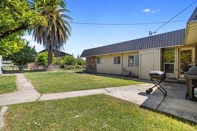 3824 Hubbard Rd, Stockton, CA 95215