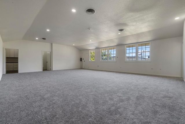 3824 Hubbard Rd, Stockton, CA 95215