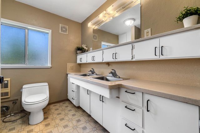 3824 Hubbard Rd, Stockton, CA 95215