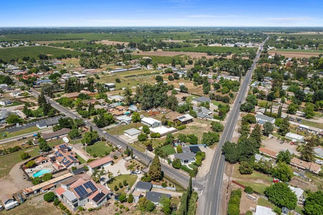 3824 Hubbard Rd, Stockton, CA 95215