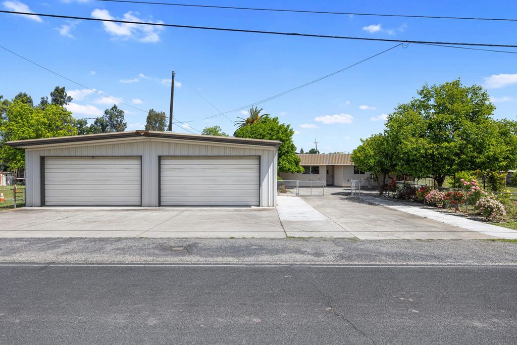 3824 Hubbard Rd, Stockton, CA 95215