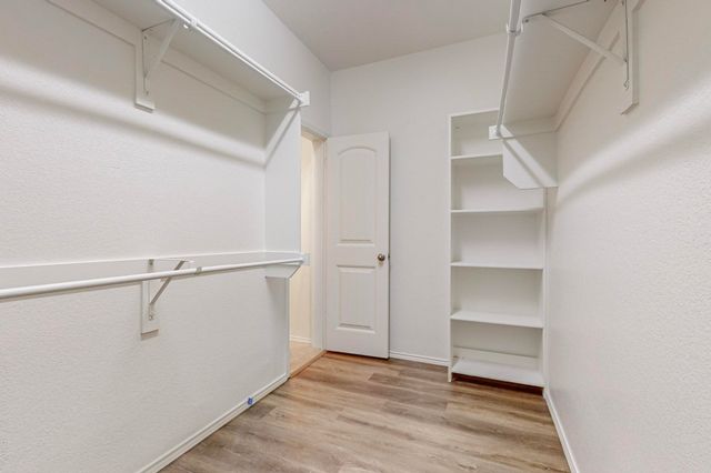 4728 MEADOW GREEN Trail, Fort Worth, TX 76244