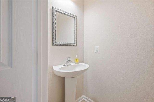 56 Travertine Circle, Savannah, GA 31419