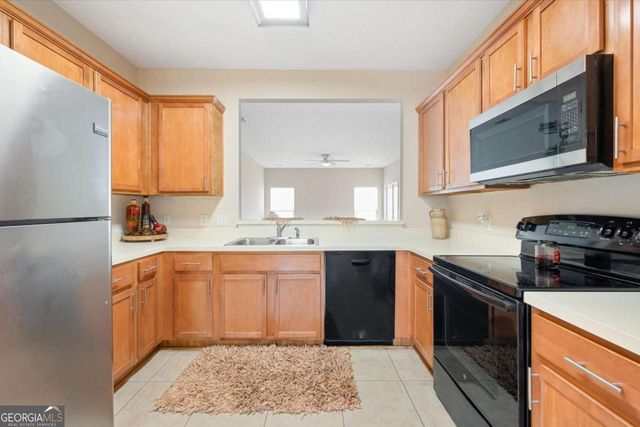 56 Travertine Circle, Savannah, GA 31419