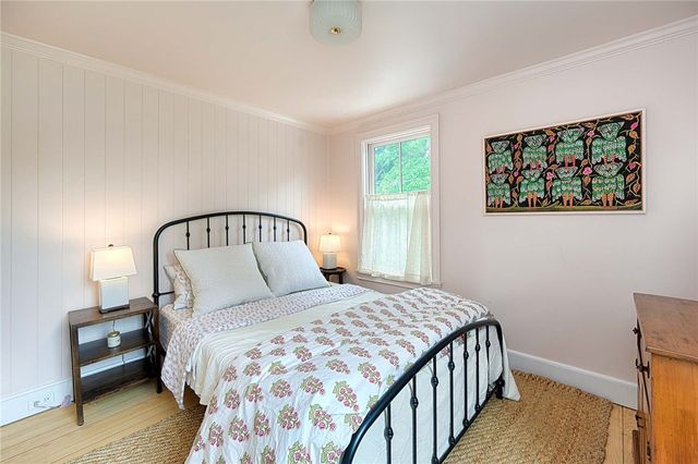 461 Spring Street, Newport, RI 02840