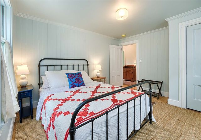 461 Spring Street, Newport, RI 02840