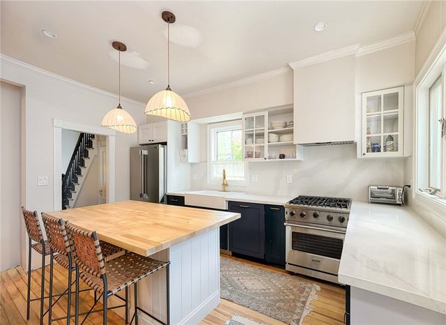 461 Spring Street, Newport, RI 02840