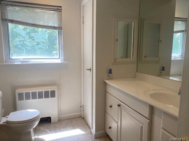 27 Martin Court, Great Neck, NY 11024