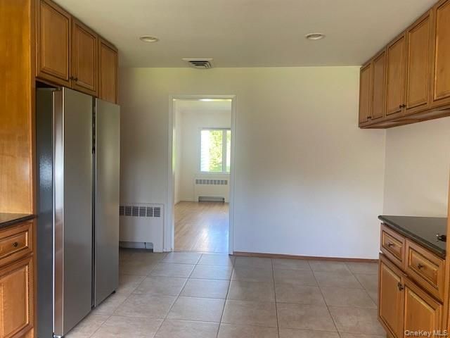 27 Martin Court, Great Neck, NY 11024