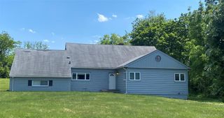 27 Martin Court, Great Neck, NY 11024