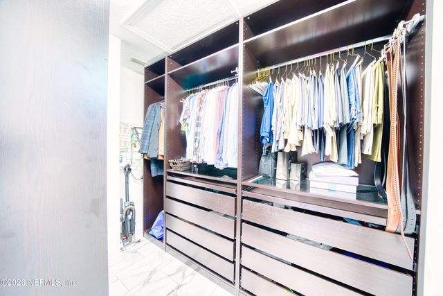 7019 COLDWATER Drive, Jacksonville, FL 32258