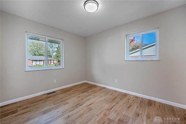 2560 Delavan Drive, Dayton, OH 45459