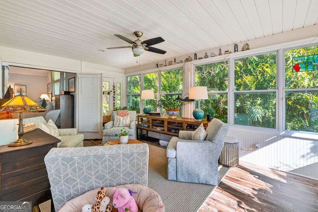 101 N Cottages Drive, St. Simons, GA 31522