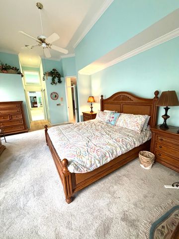 236 Eagleton Lake Boulevard, Palm Beach Gardens, FL 33418