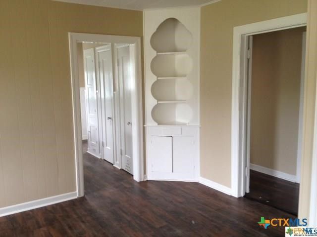 222 S Hickory Avenue, New Braunfels, TX 78130