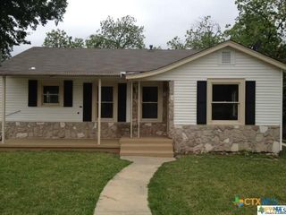 222 S Hickory Avenue, New Braunfels, TX 78130