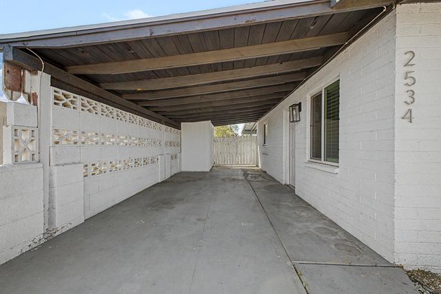 2534 N 28th Street, Phoenix, AZ 85008