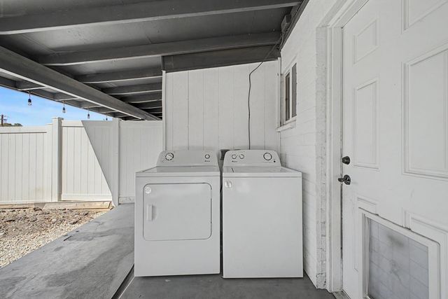 2534 N 28th Street, Phoenix, AZ 85008