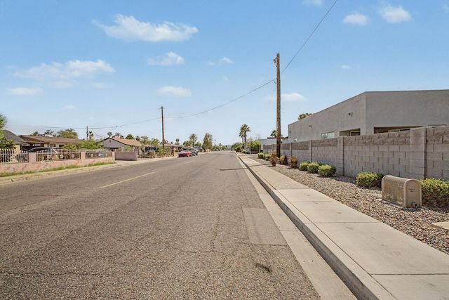 2534 N 28th Street, Phoenix, AZ 85008