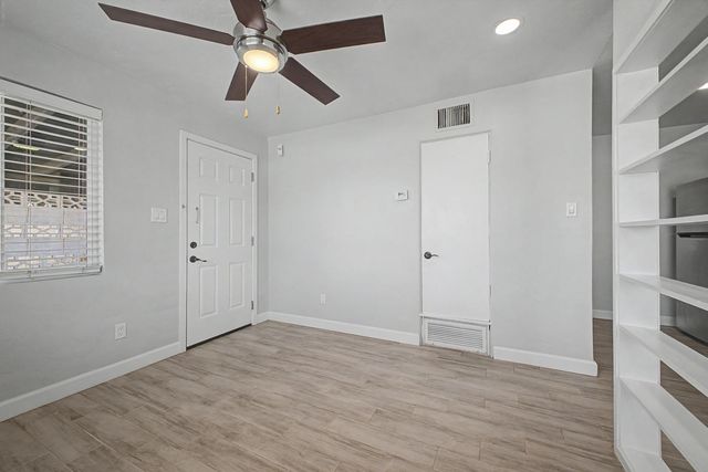 2534 N 28th Street, Phoenix, AZ 85008