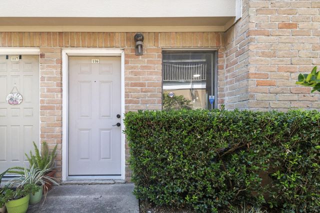 2120 Wilcrest Drive 116, Houston, TX 77042