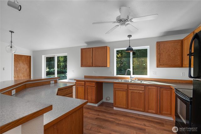 501 W Bear Trap Boulevard, Shelton, WA 98584