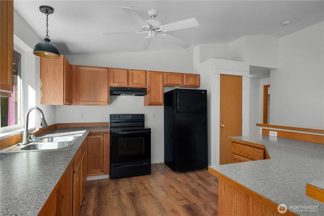 501 W Bear Trap Boulevard, Shelton, WA 98584