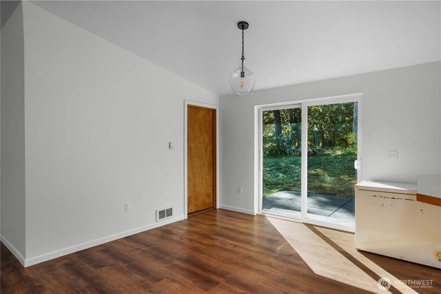 501 W Bear Trap Boulevard, Shelton, WA 98584