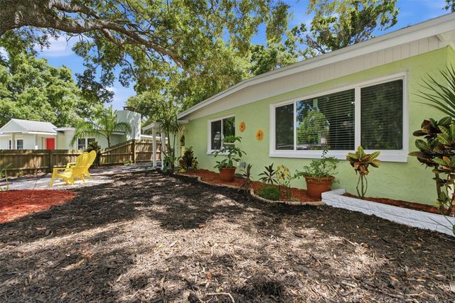 1516 ADELE PLACE, Largo, FL 33770