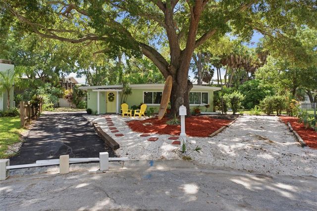 1516 ADELE PLACE, Largo, FL 33770