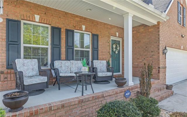 373 Manning Ln, Hampton, VA 23666