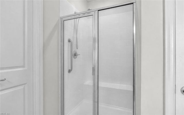 373 Manning Ln, Hampton, VA 23666