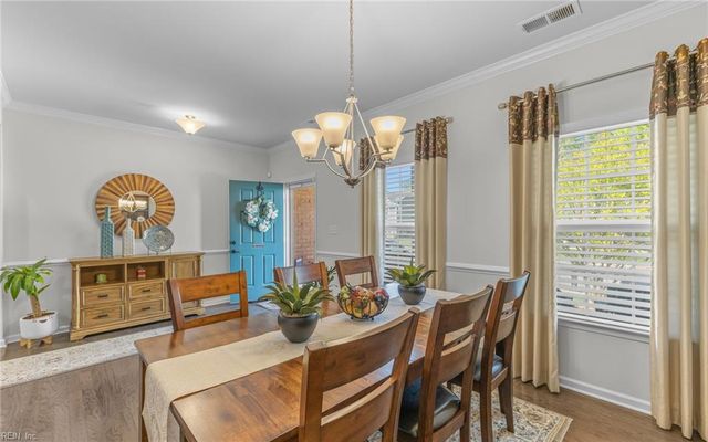 373 Manning Ln, Hampton, VA 23666